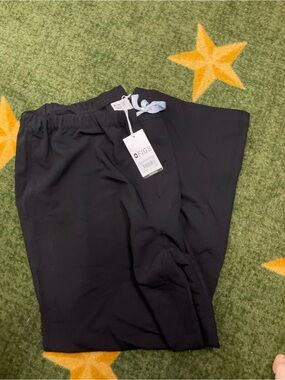 Figs Pisco Straight-Leg Scrub Pants- Black